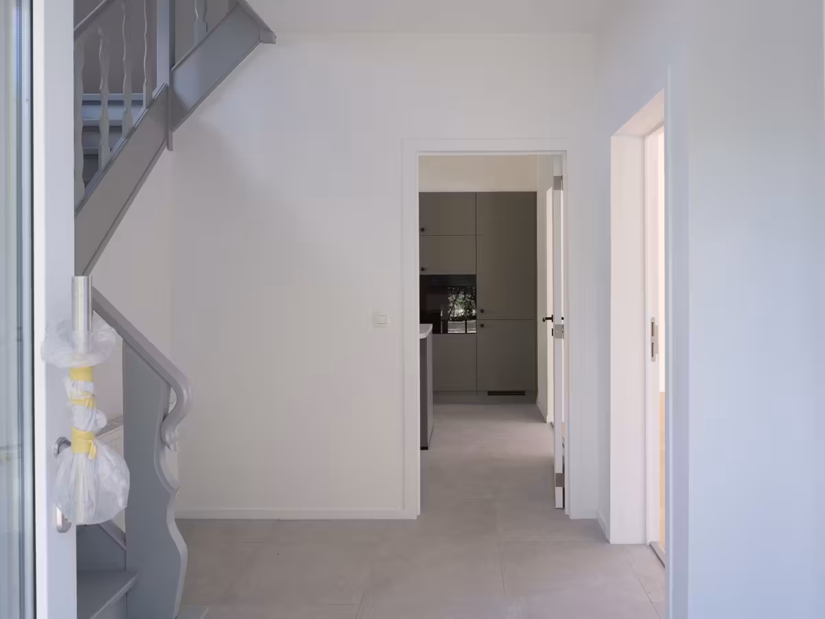 Ruime halfopen bebouwing met tuin - 7