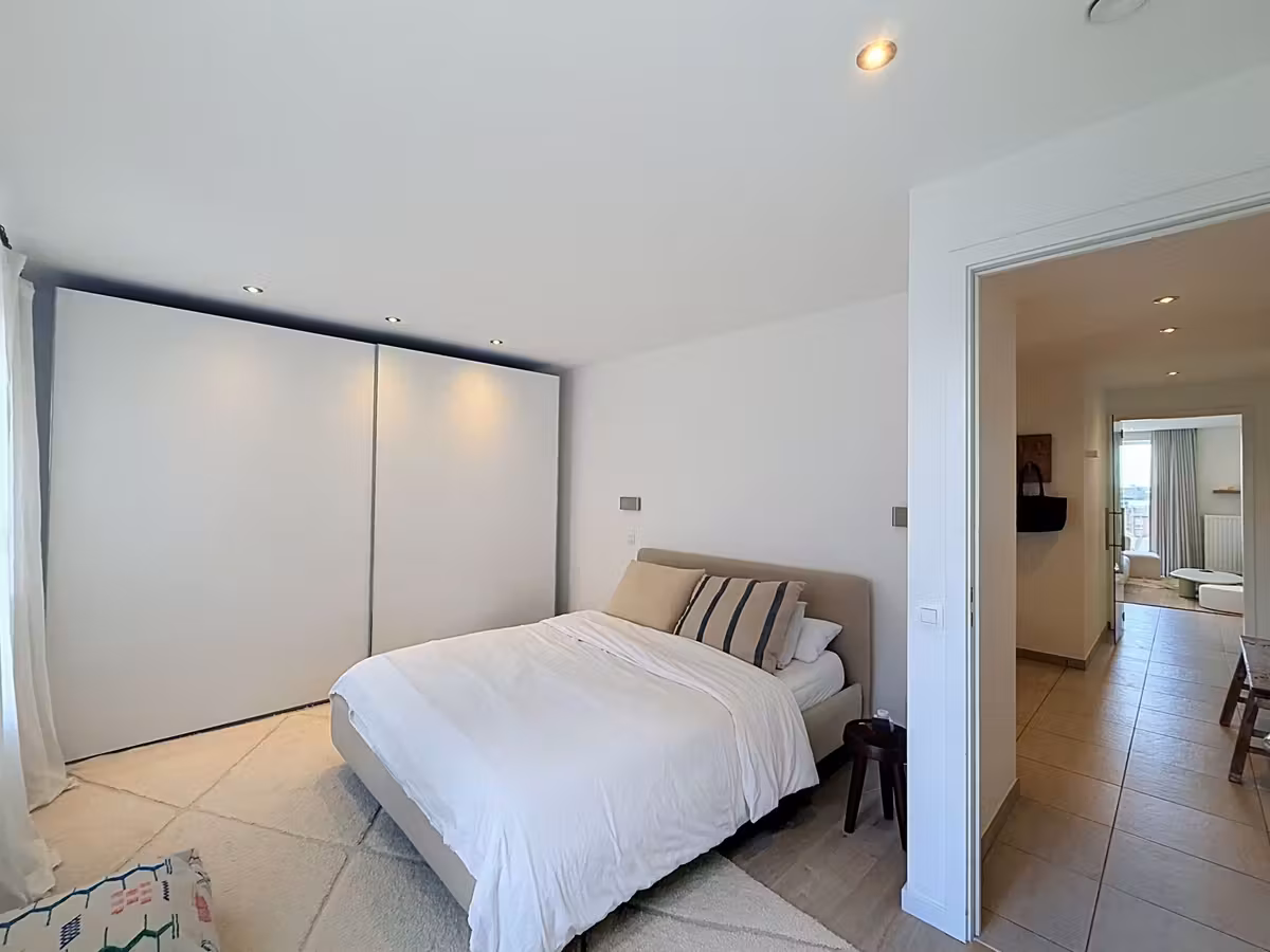 Trendy apartment with 2 bedrooms and terrace in Ghent - 11