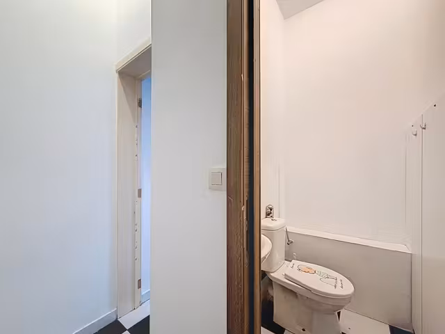 Appartement met terras en tuin in Laeken - 4