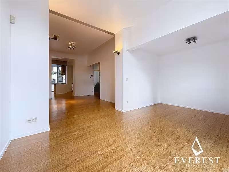 Gerenoveerd huis met tuin nabij ULB - 9