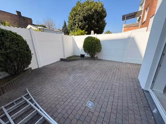 Lichtrijk appartement met tuin in Anderlecht - 10