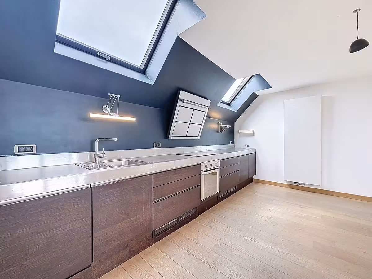 Ruime loft met groot dakterras te huur in Wilrijk - 14