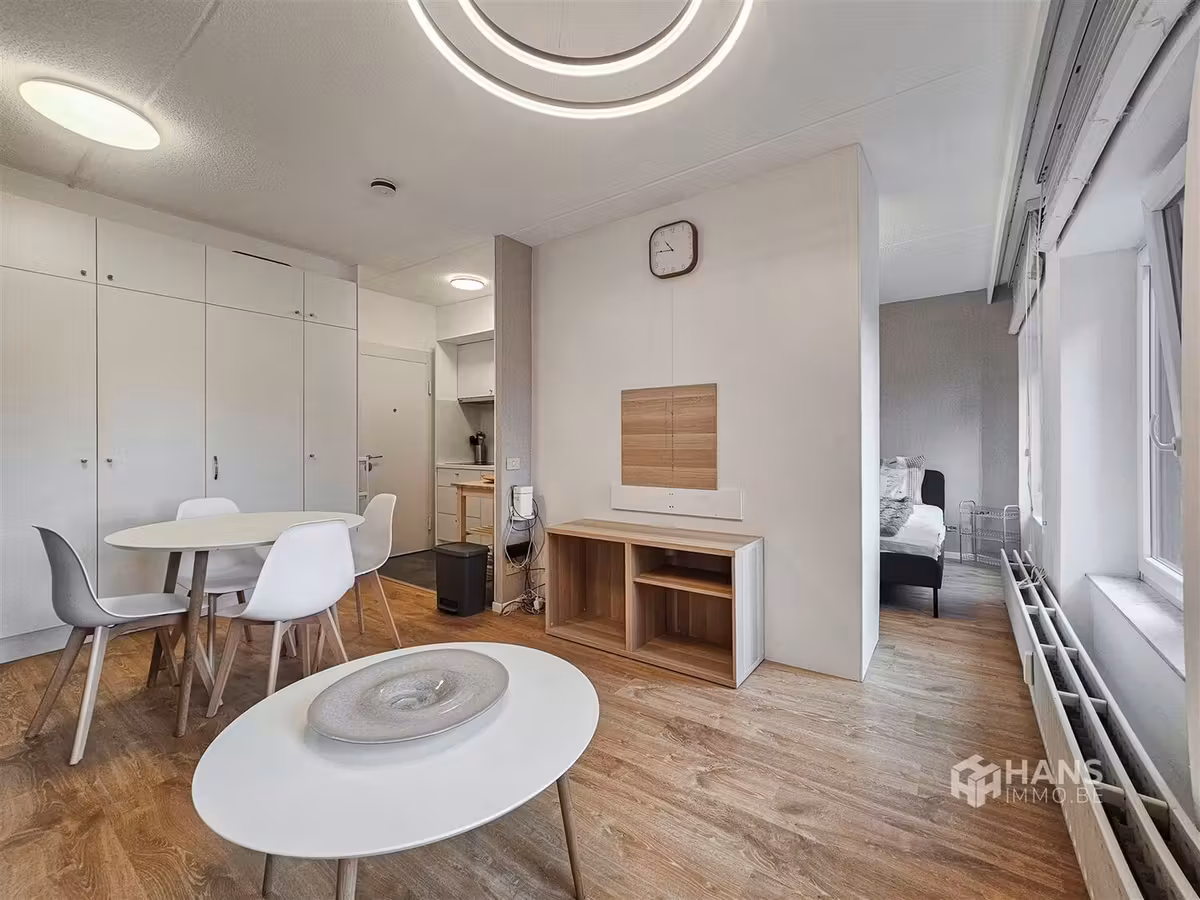 Studio superbement équipé et meublé dans un emplacement de choix à Anvers - 3