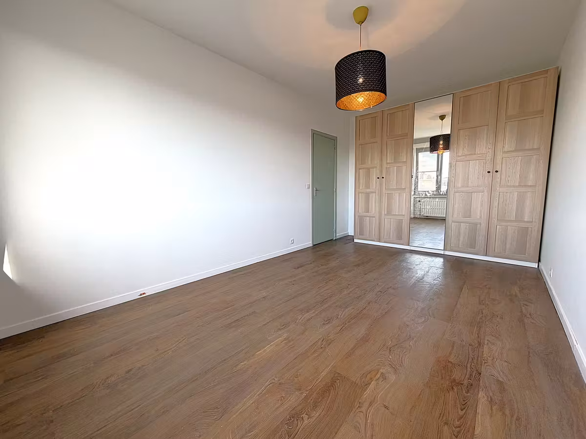 3-bedroom apartment with terrace - 4