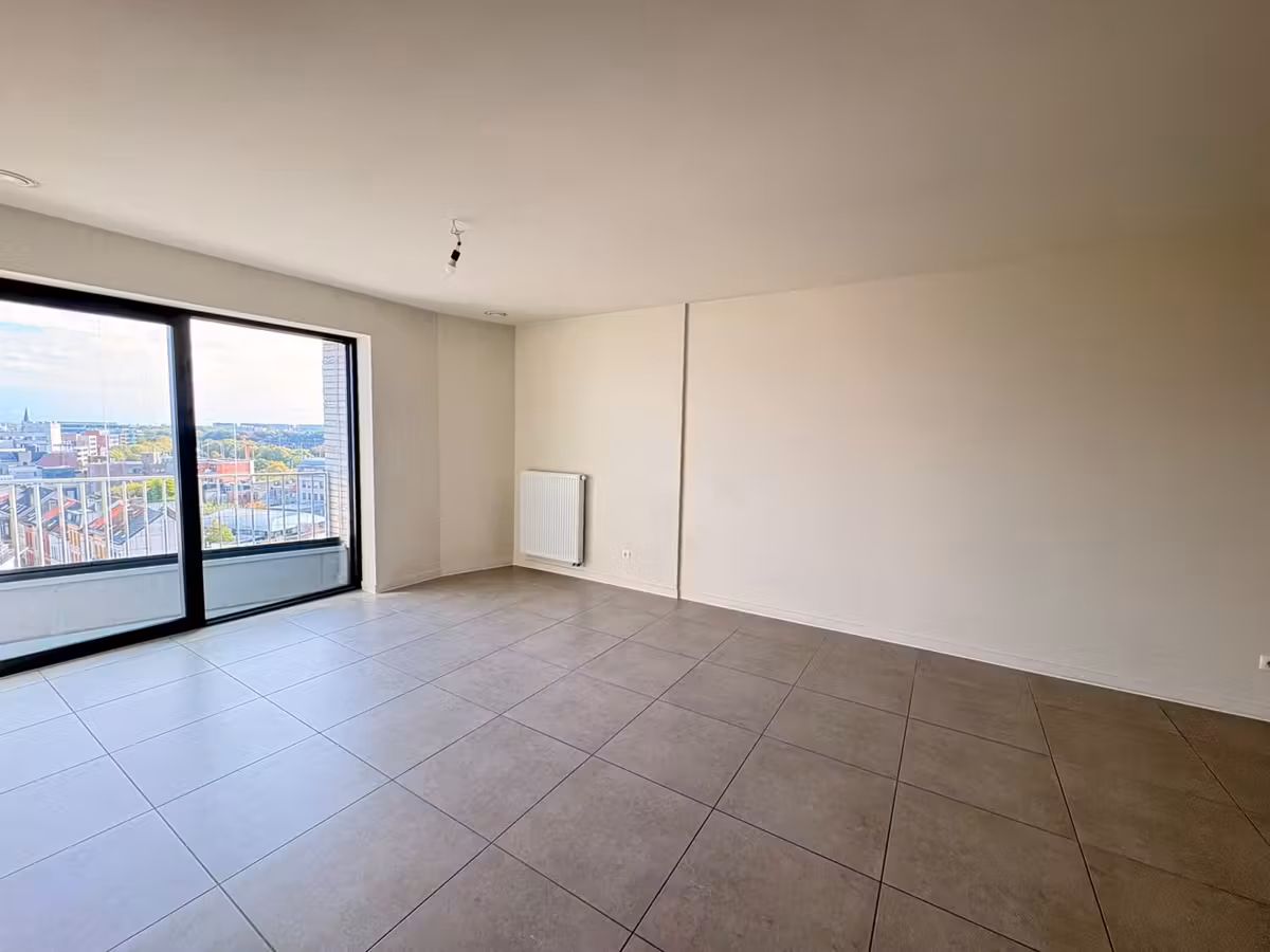 Appartement avec une chambre, bureau et terrasse - 7