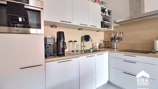 One-bedroom apartment with terrace and parking - 3