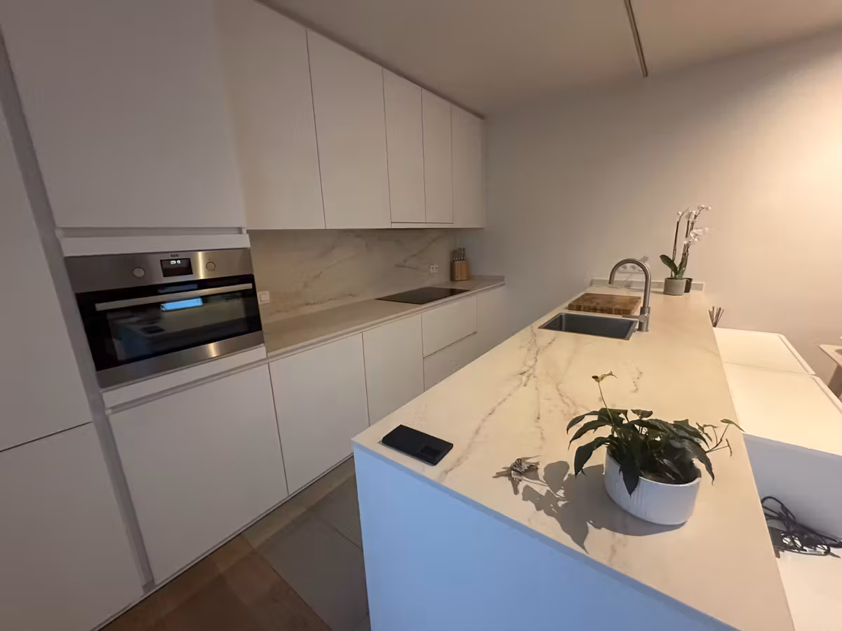 Modern appartement met staanplaats in parktuin - 8