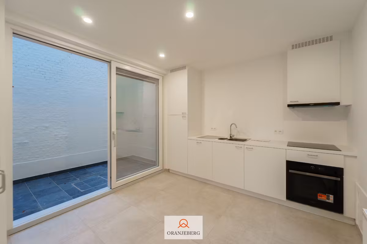 Co-housing woning met 4 leefruimtes, 4 slpk's en 4 badkamers - 14