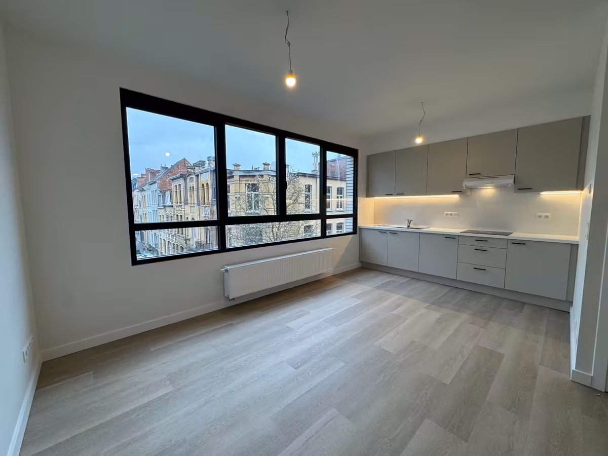 Volledig gerenoveerd appartement te huur - éénslaapkamer - 3