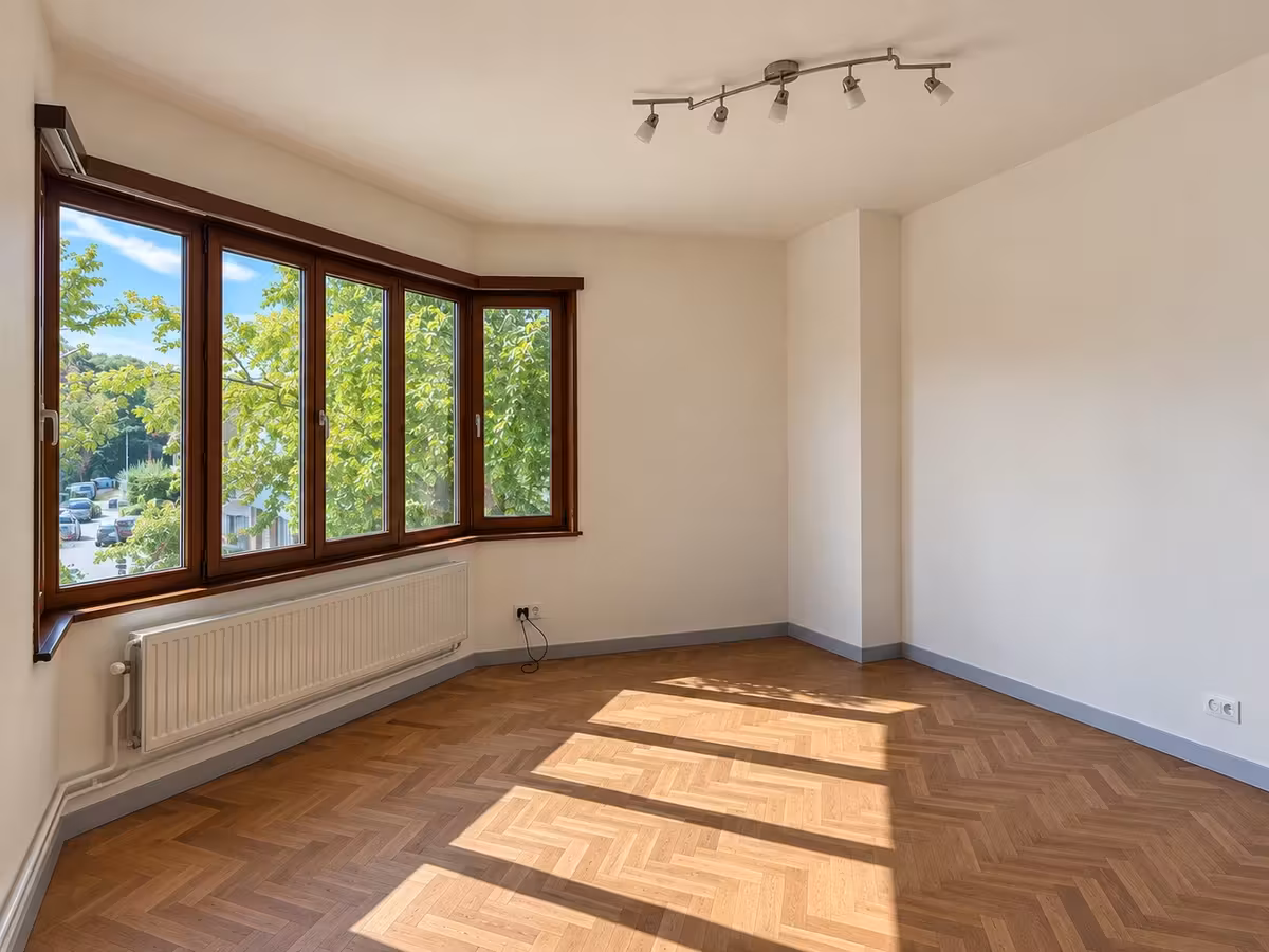 Charming corner apartment with 2 bedrooms and home office - 10