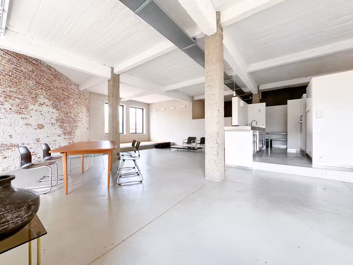 Loft with 1 bedroom, office and parking - 5