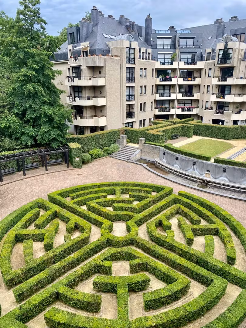 Ruim appartement met zwembad in Uccle - 10