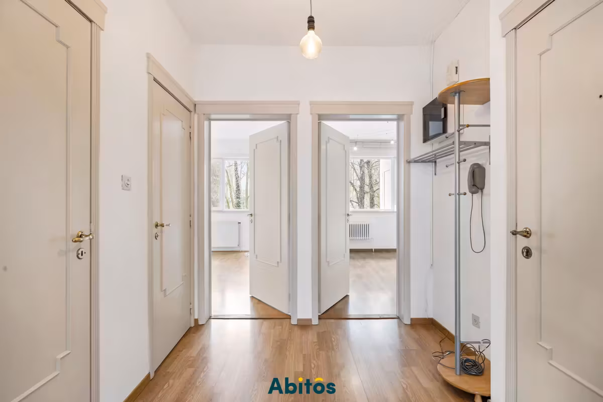 Tweeslaapkamerappartement met garagebox nabij Coupure - 12