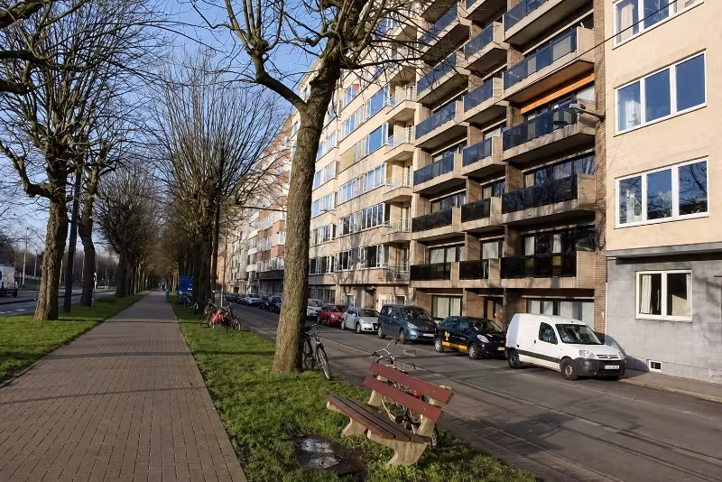 Centraal gelegen tweeslaapkamerappartement met terras - 2