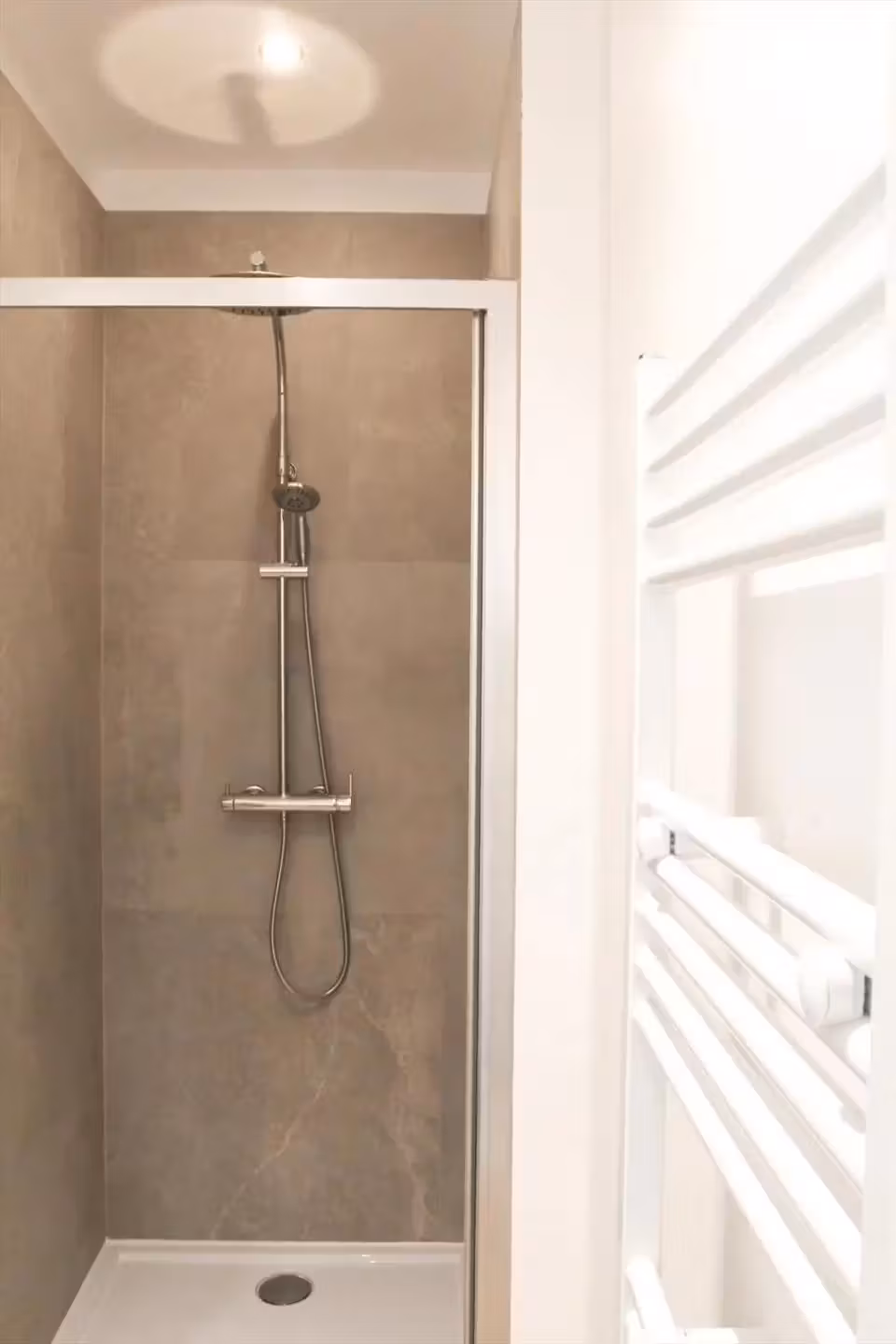 Maison spacieuse avec 3 chambres à coucher et jardin - 5