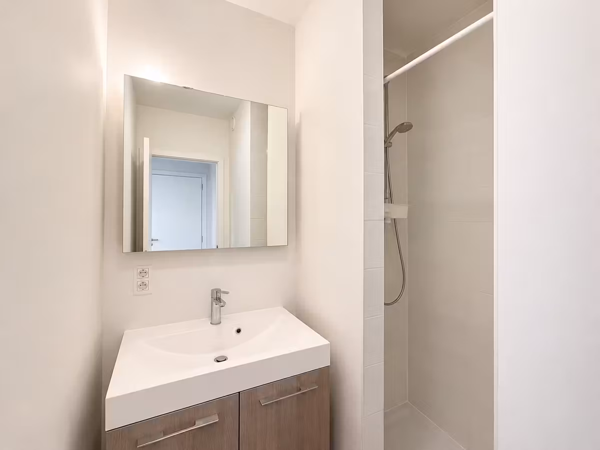 Ruim 3-slaapkamerappartement in de Europese Wijk - 16