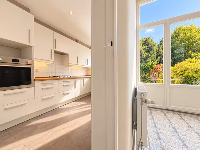 Two-bedroom duplex with terrace and garden in Ixelles - 6