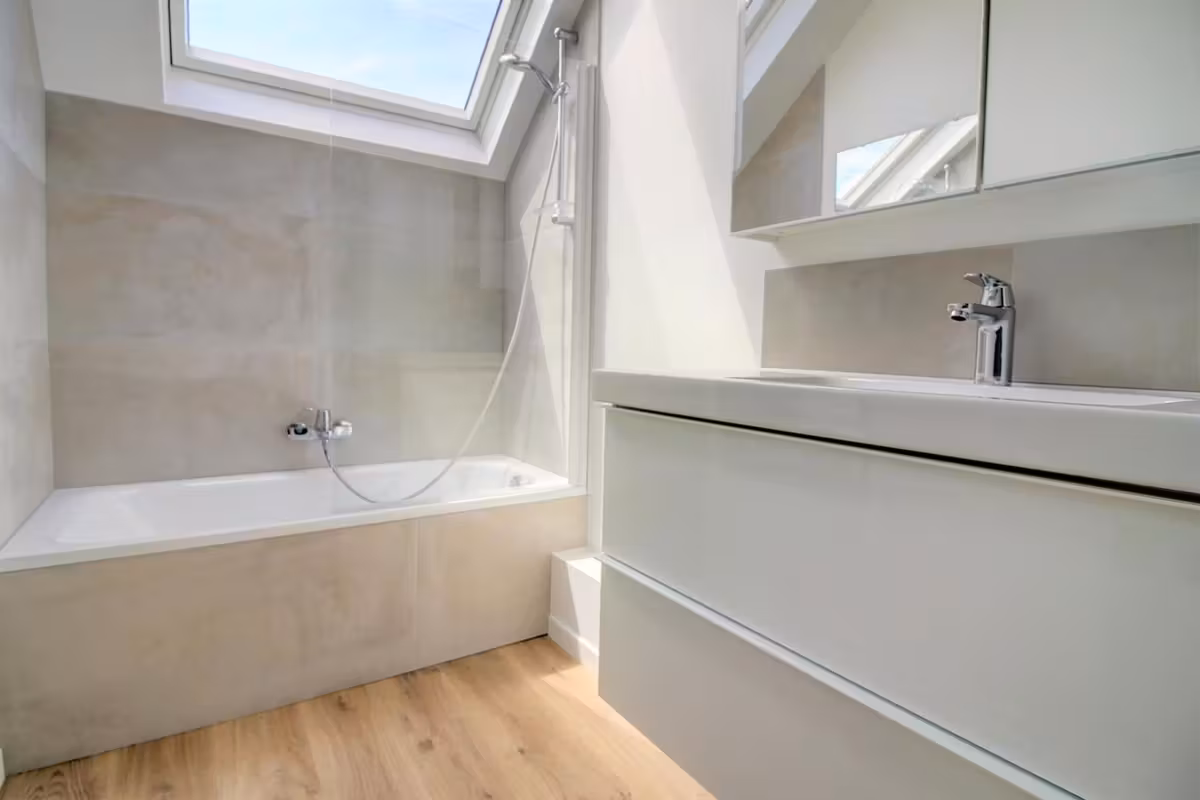 Renovated duplex apartment near Brugmann Square - 9