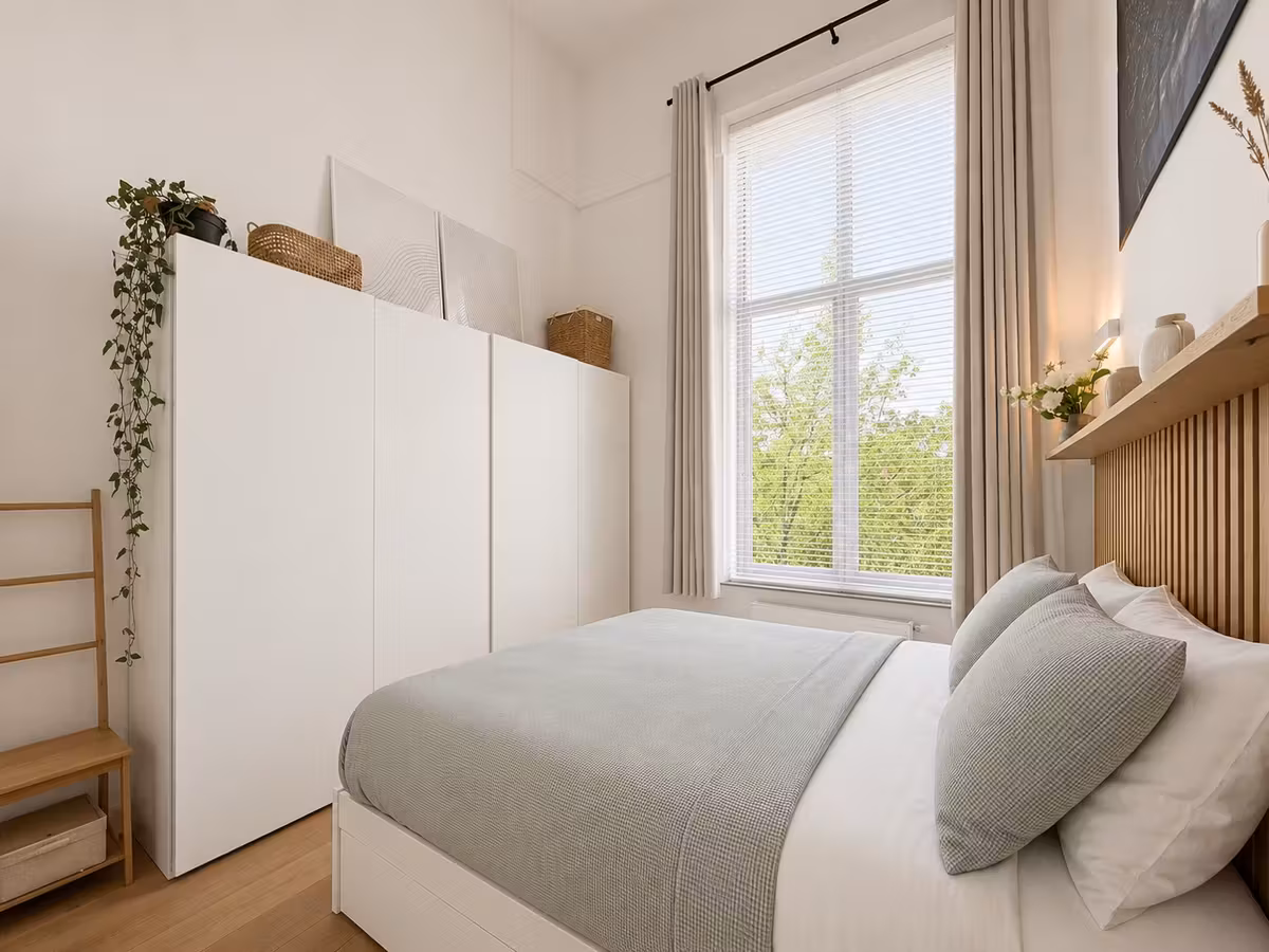 Beautiful furnished 2-bedroom apartment in a former fire station - 7