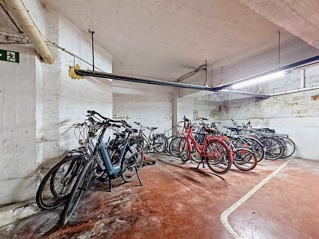Lichtrijk en ruim appartement aan Gent Zuid - 12