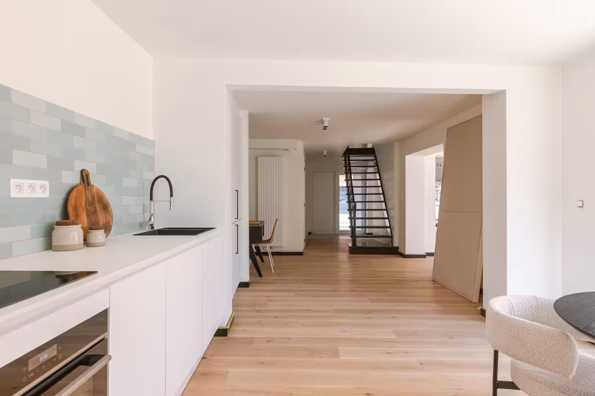 Woning met 5 slaapkamers en grote tuin in hartje Zwijnaarde - 12