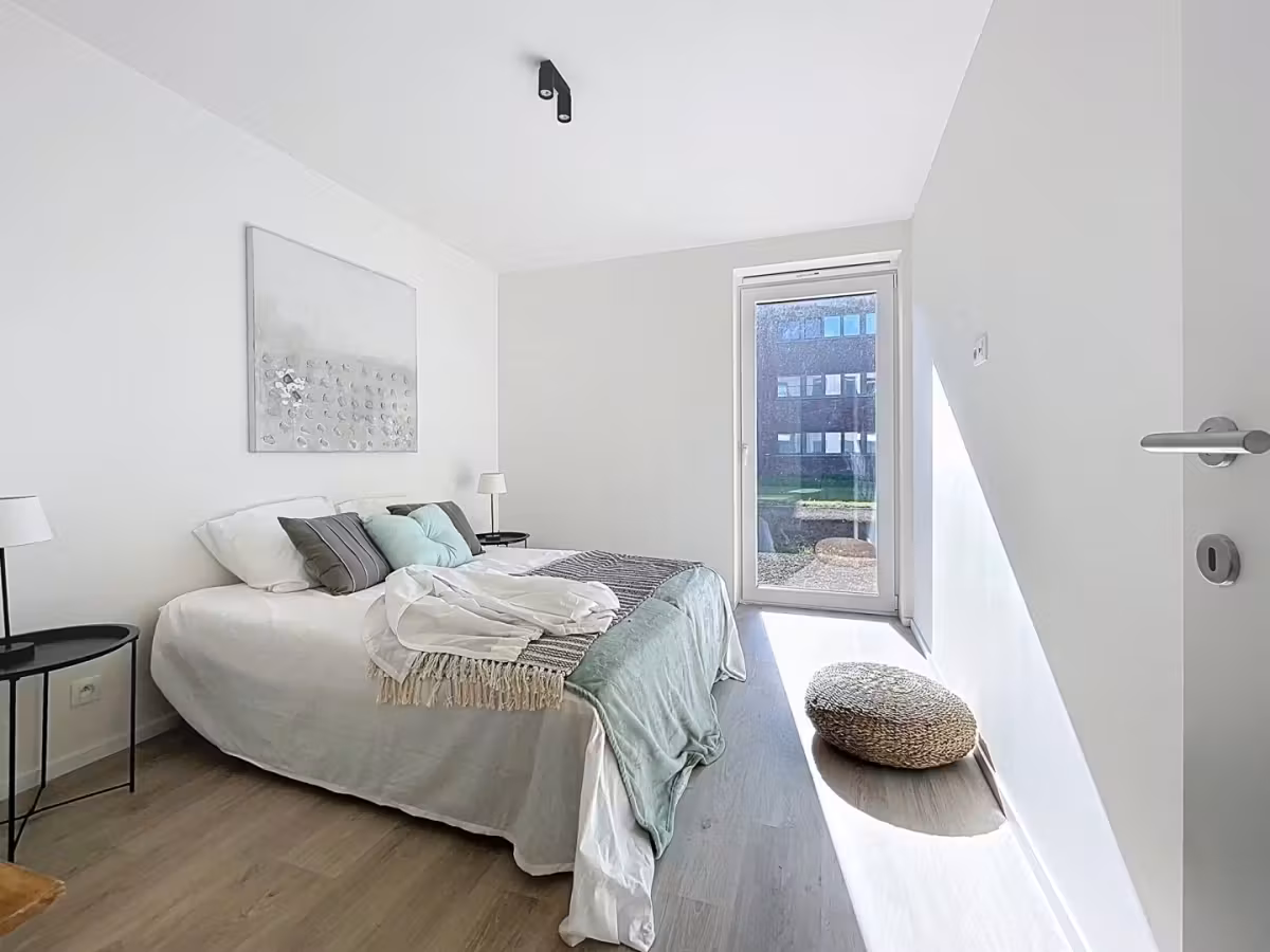 Lichtrijk 2 slaapkamer appartement te Oostakker - 8