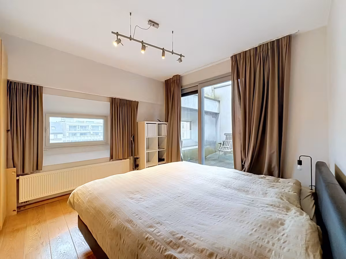 Appartement te huur in statig gebouw aan de Kouter in Gent - 11