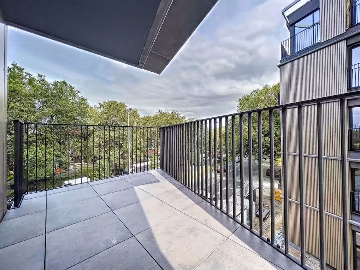 2-bedroom apartment with terrace in Evere - 2
