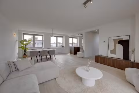 Spacious studio with terrace and green view in Wilrijk - 10