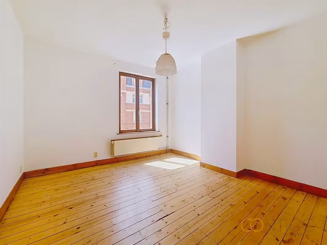 Twee-slaapkamerhuis met terras in Ixelles - 4