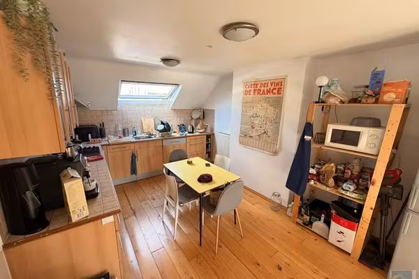 Two-bedroom duplex in Ixelles - 10