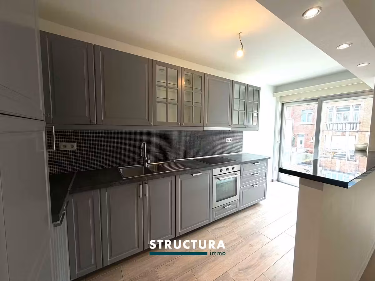 Renovated apartment with 2 bedrooms - 9