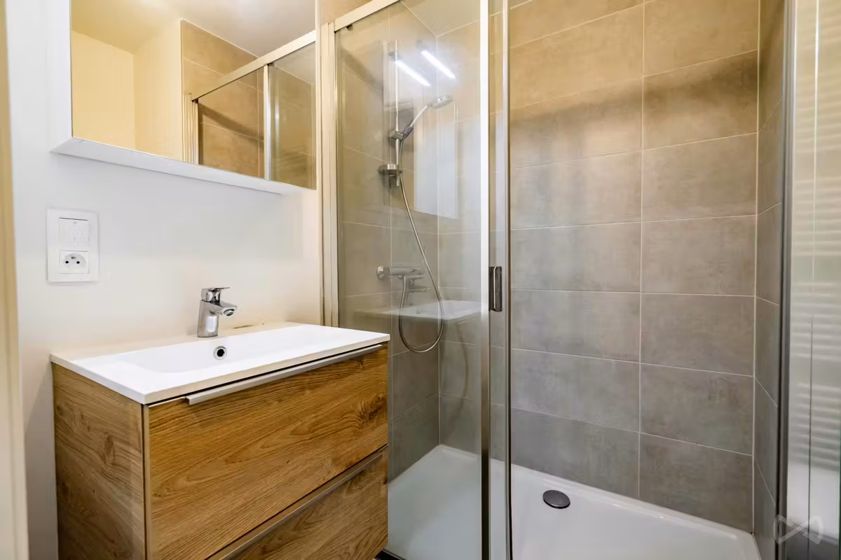 Three-bedroom apartment in Anderlecht - 11