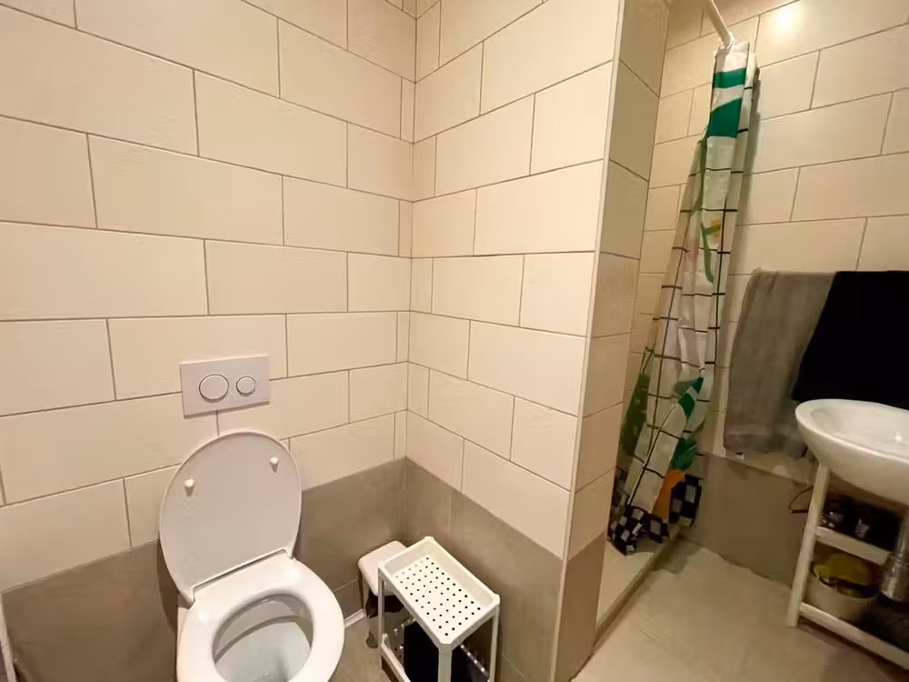 Ruime studio op fijne locatie op het Zuid in Antwerpen - 8