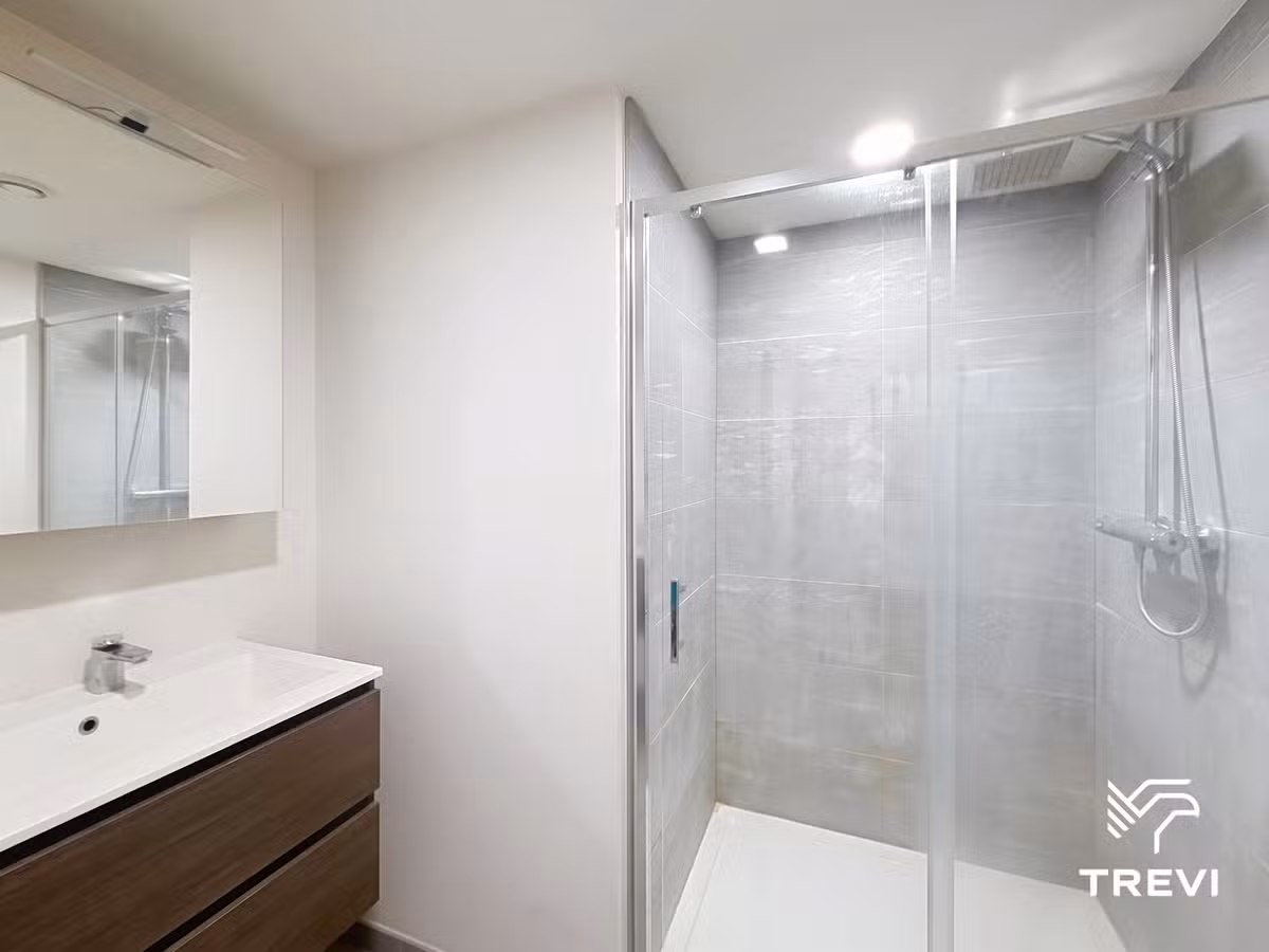 2-bedroom apartment with terrace in Ixelles - 5
