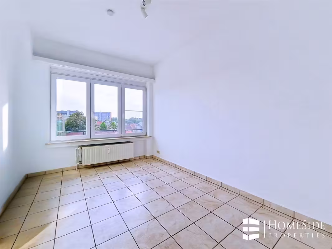 Appartement te huur in Laken - 9