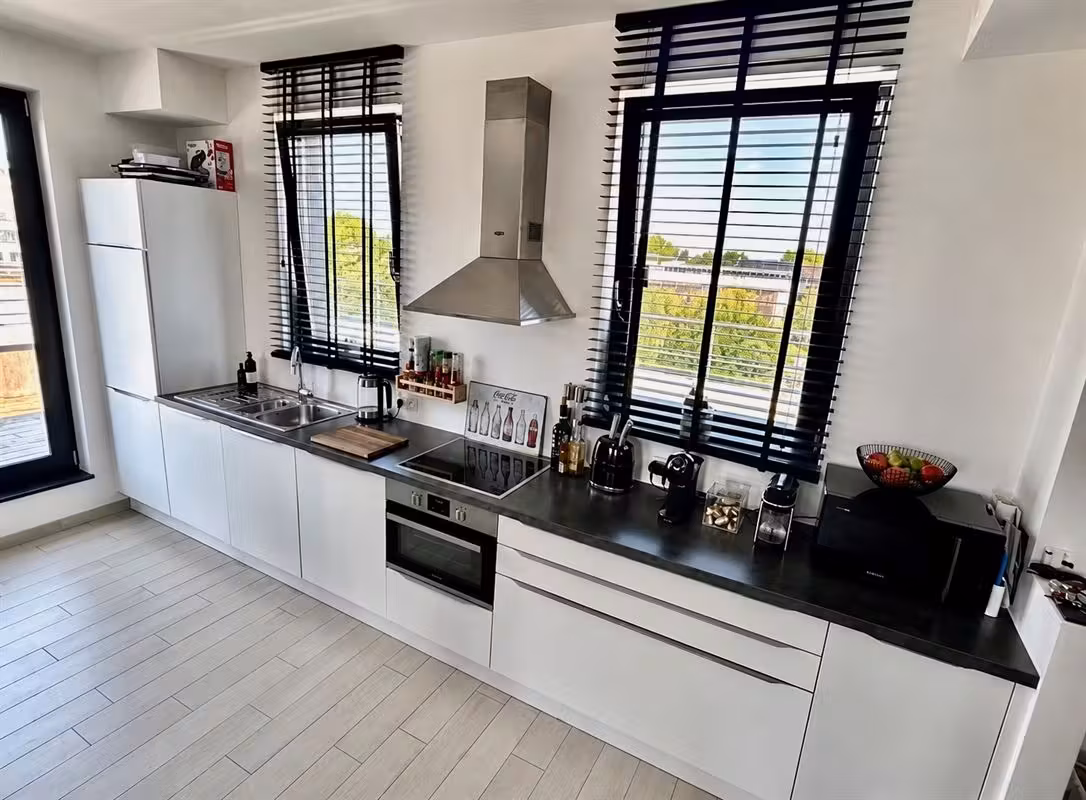 Prachtig penthouse 2 slaapkamers met U-vormig terras van... - 3