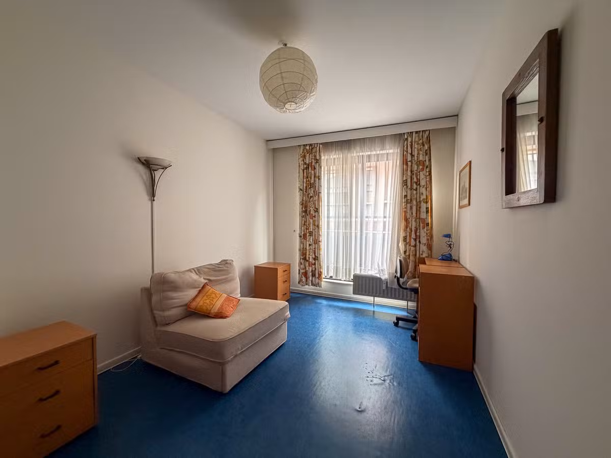 Gemeubileerd appartement van 75 m² met balkons - 12