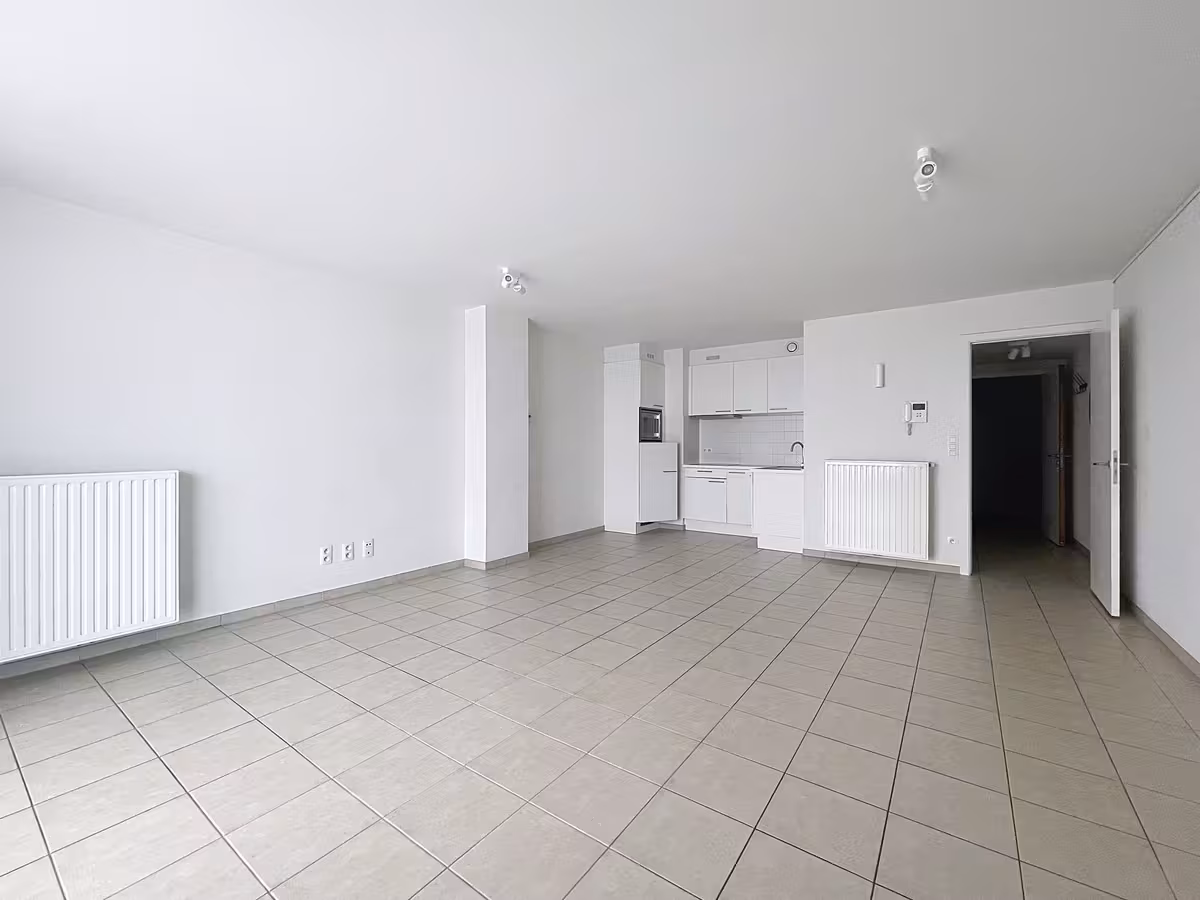Ruime studio op 12de verdieping te huur in Molenbeek - 10