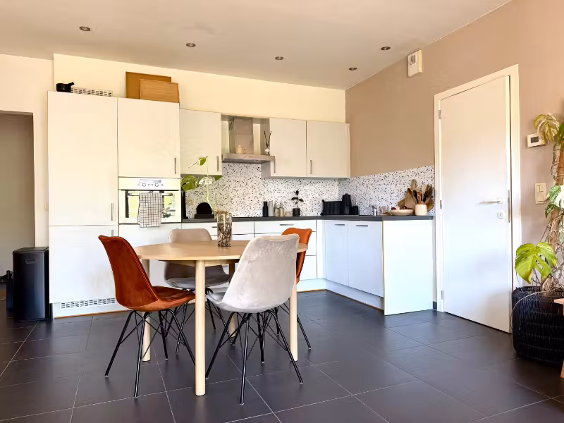 Instapklaar 1-slaapkamerappartement met terras en autostaanplaats - 6