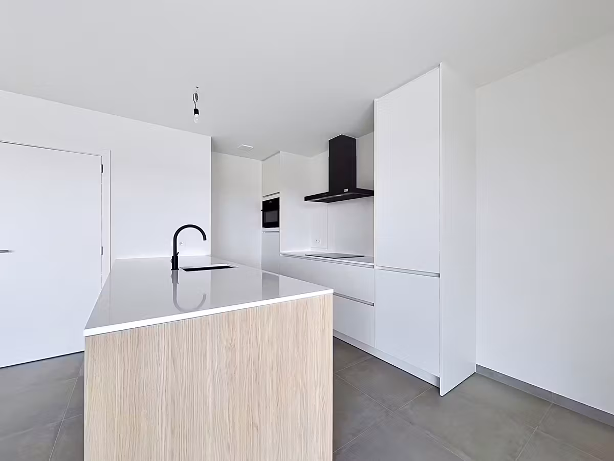 Lichtrijk 3 slaapkamer appartement te Oostakker - 5