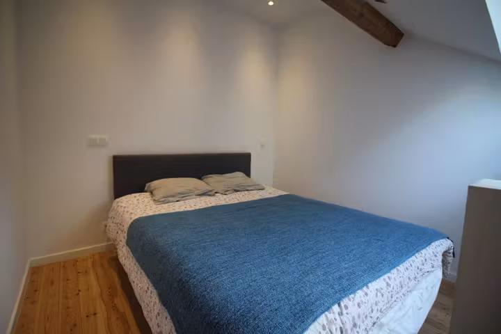 Furnished 3-bedroom apartment with garden - 12