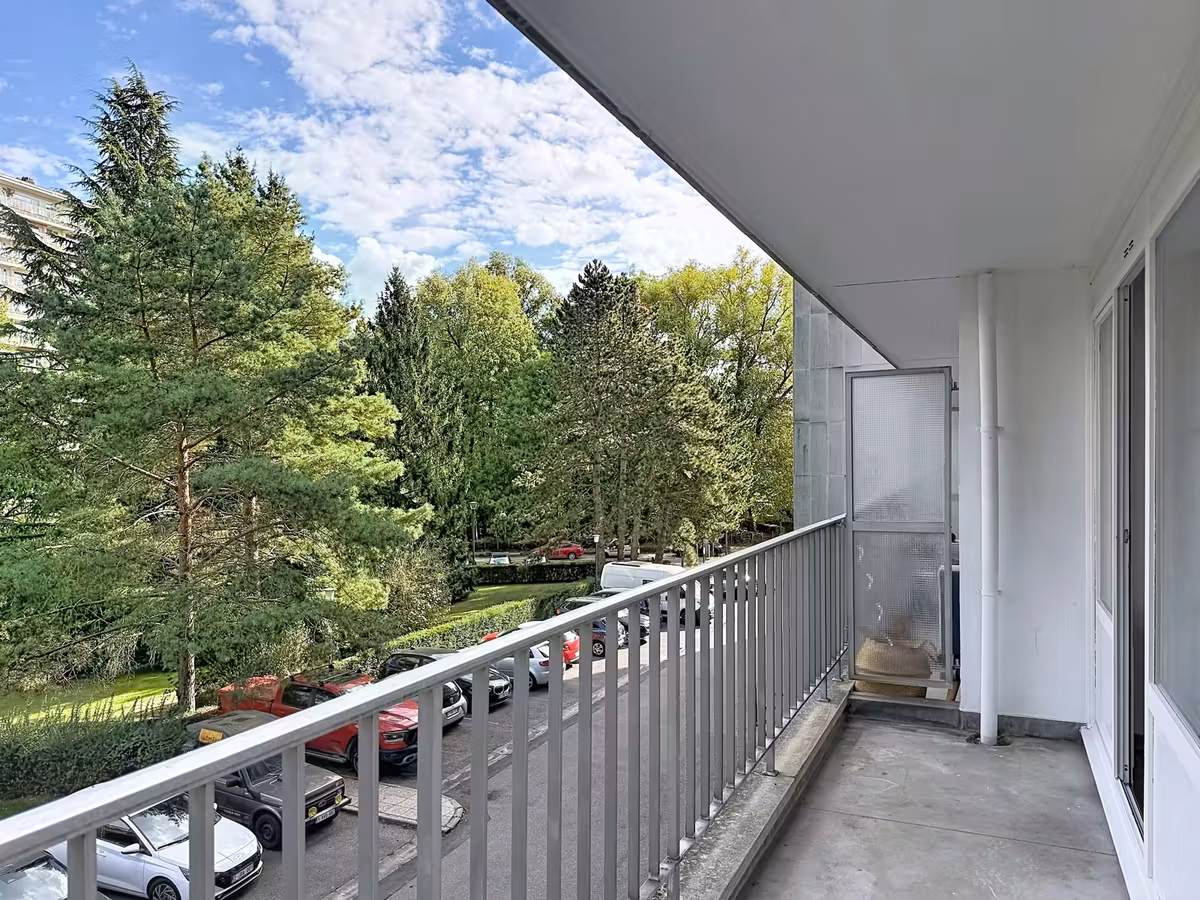 Appartement met één slaapkamer en terras