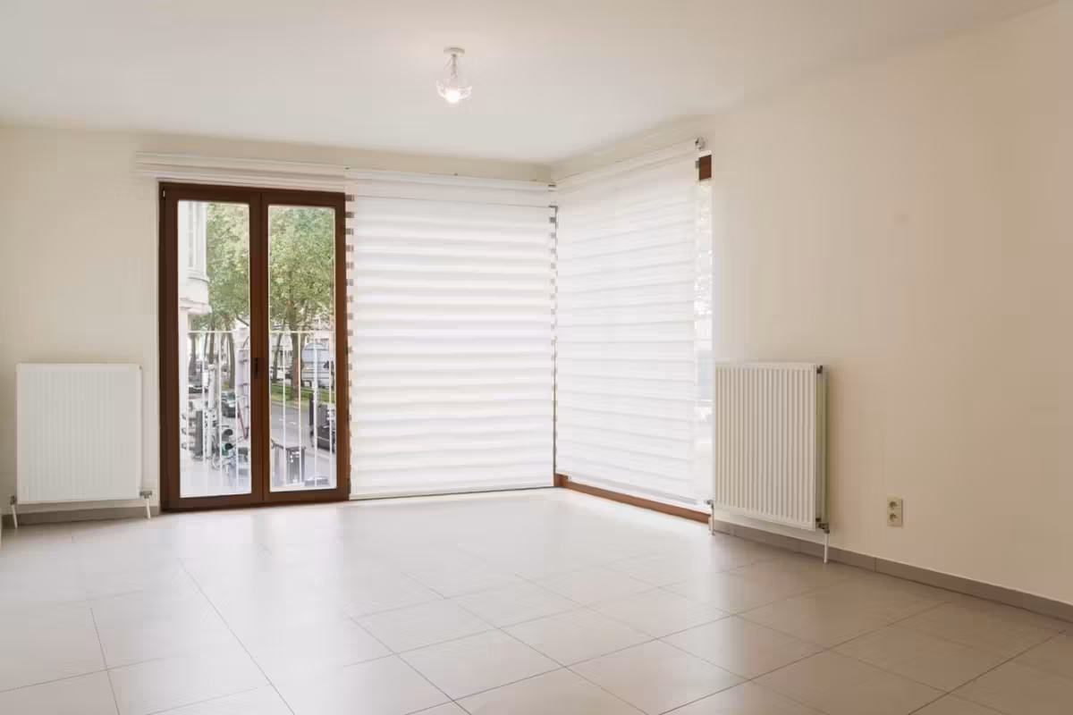 Appartement d'angle lumineux 1 chambre sur la Belgiëlei