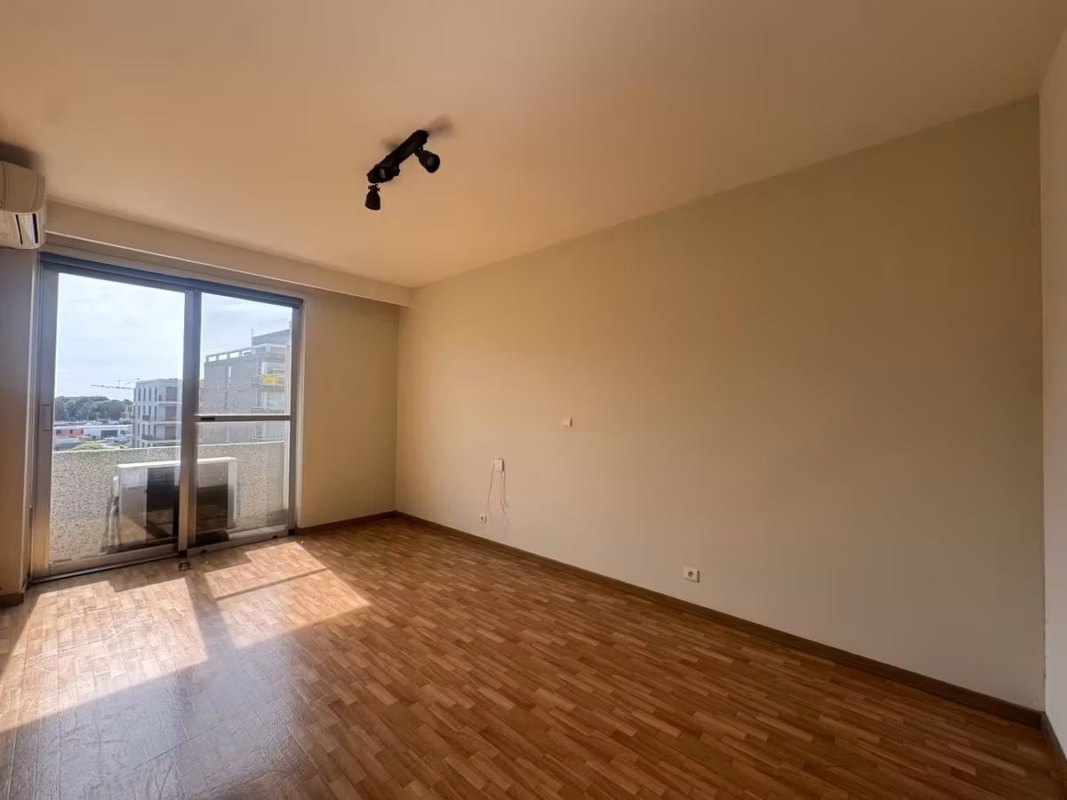 Spacieux appartement 1 chambre avec climatisation au cinquième étage - 14