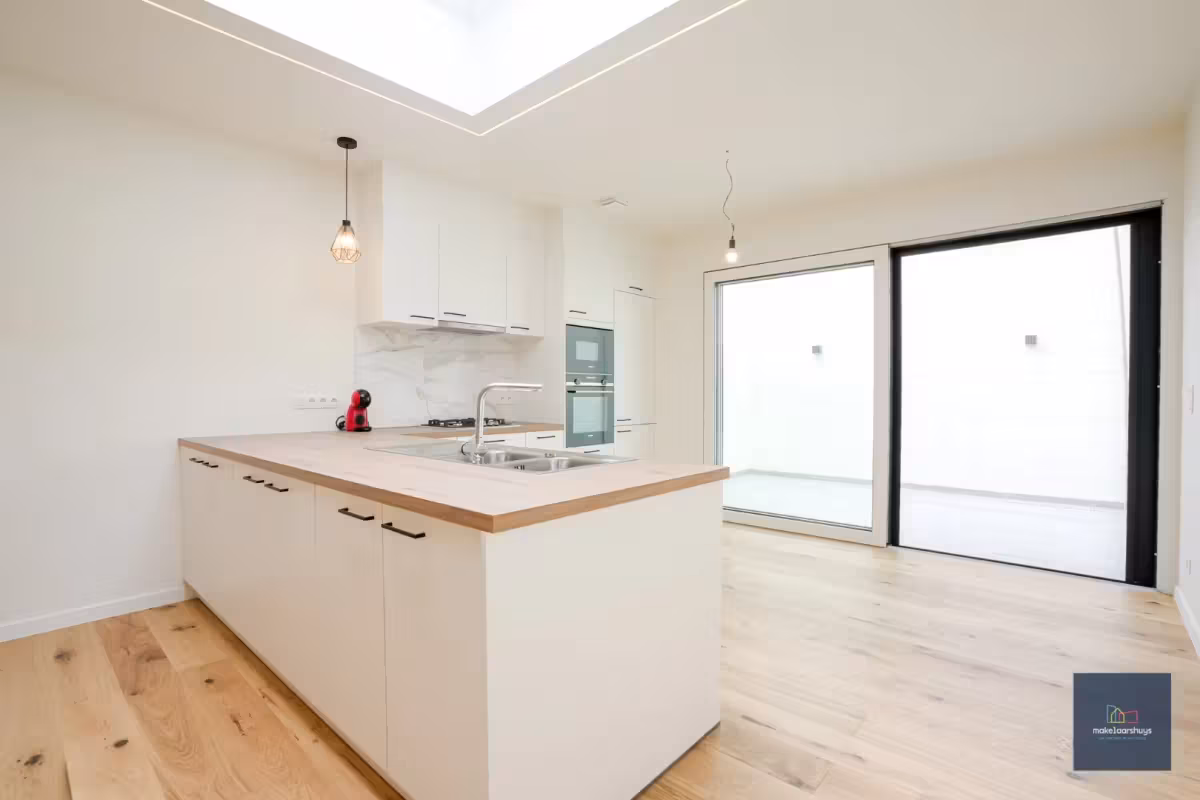 Gunstig gelegen woning met 4 slaapkamers in Mariakerke - 9