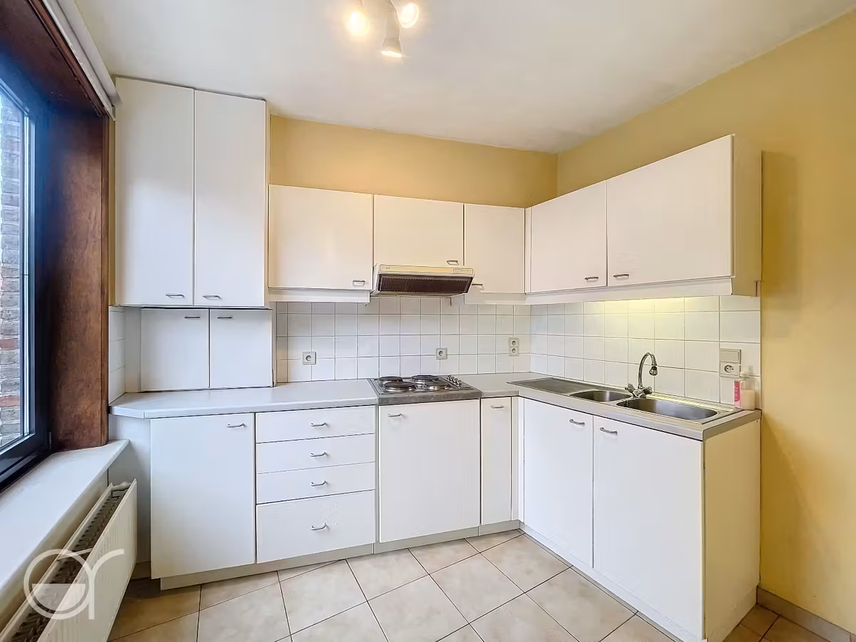 Lichtrijke flat met 2 slaapkamers in centrum Drongen - 3