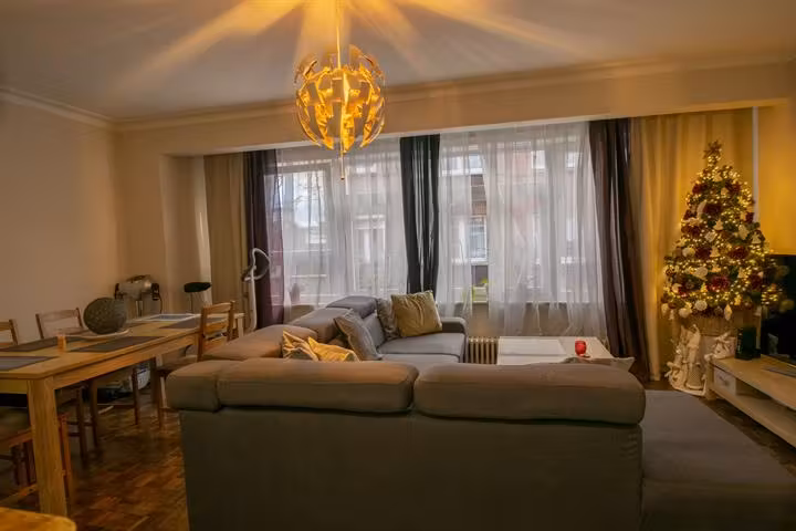 Appartement in Jette nabij plaats Miroir - 8