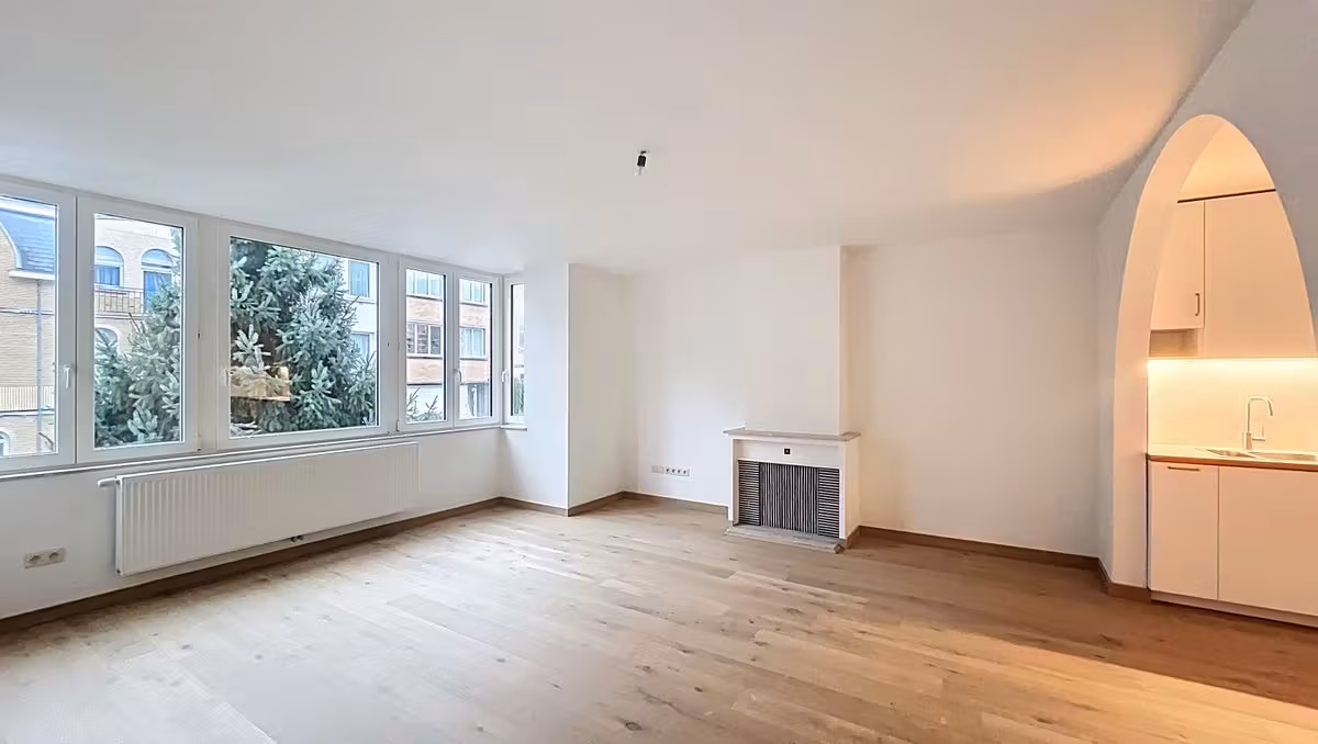 Gerenoveerd 3-slaapkamer appartement Julien Hanssenslaan - 2
