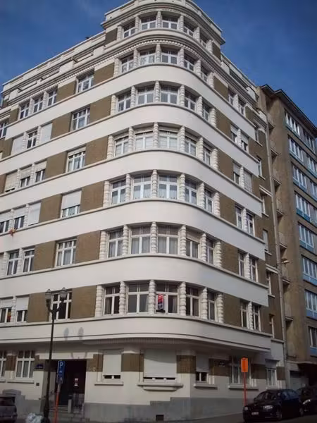 Josaphat Park! Very nice unfurnished 2 bedroom apartment for rent - 12